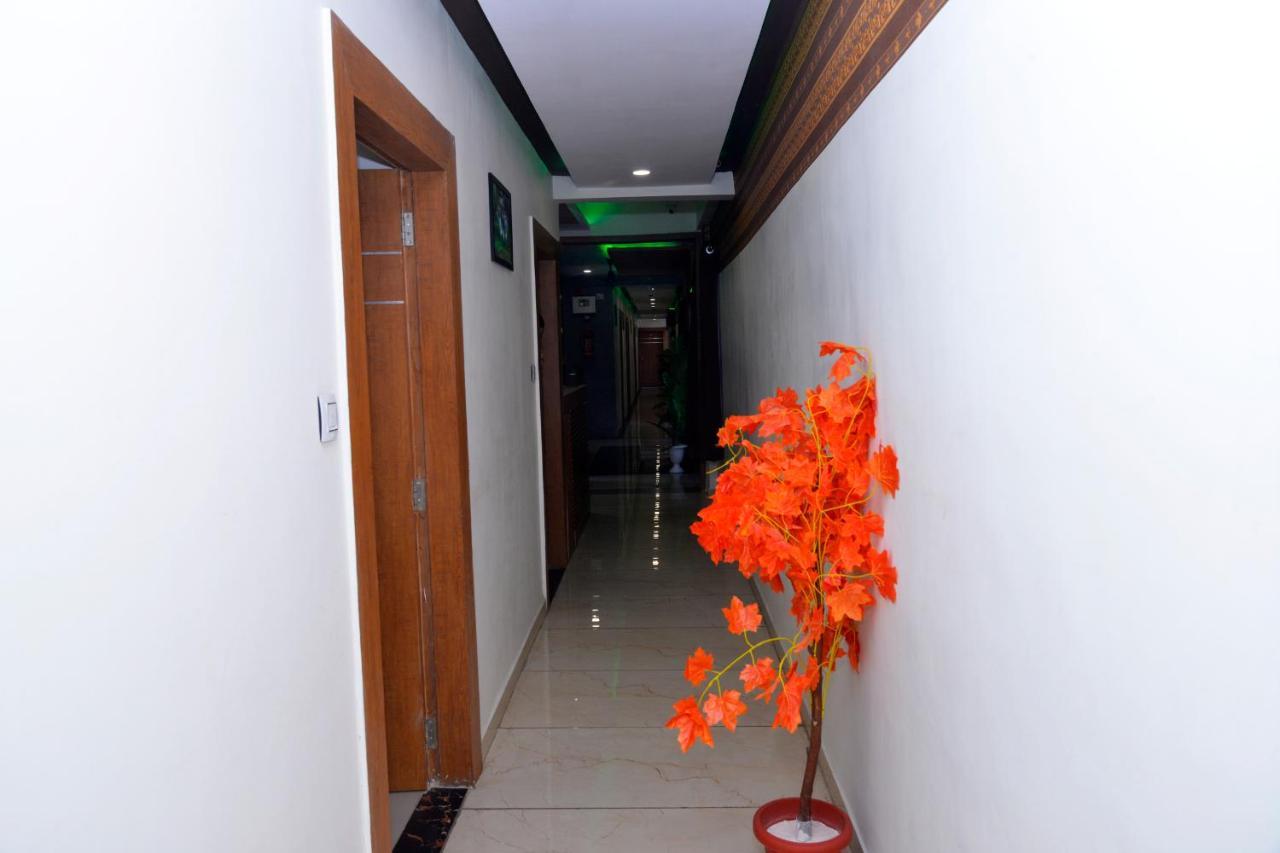 Hotel Asopalav 甘地讷格尔 外观 照片