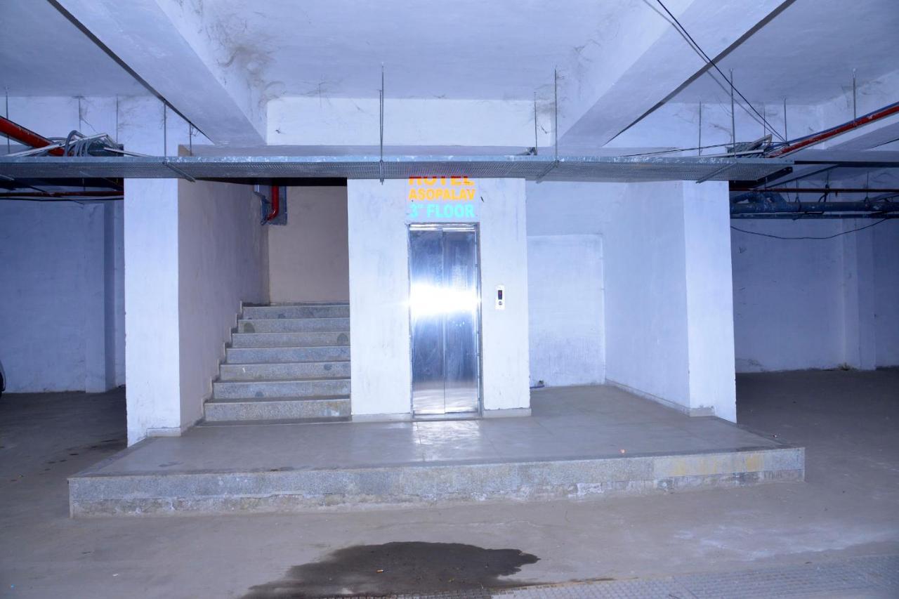 Hotel Asopalav 甘地讷格尔 外观 照片