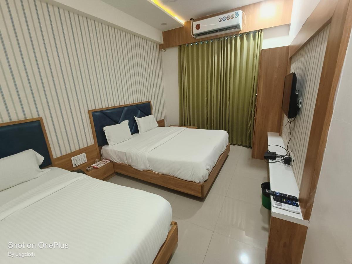 Hotel Asopalav 甘地讷格尔 外观 照片